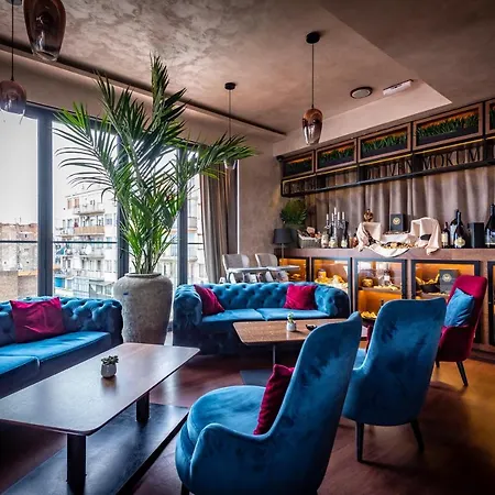 Amsterdam 4*