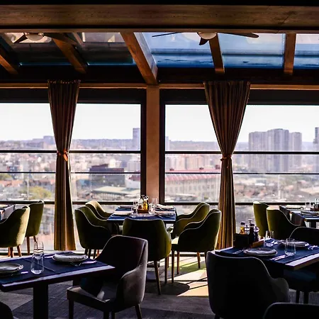 Amsterdam Hotel 4*